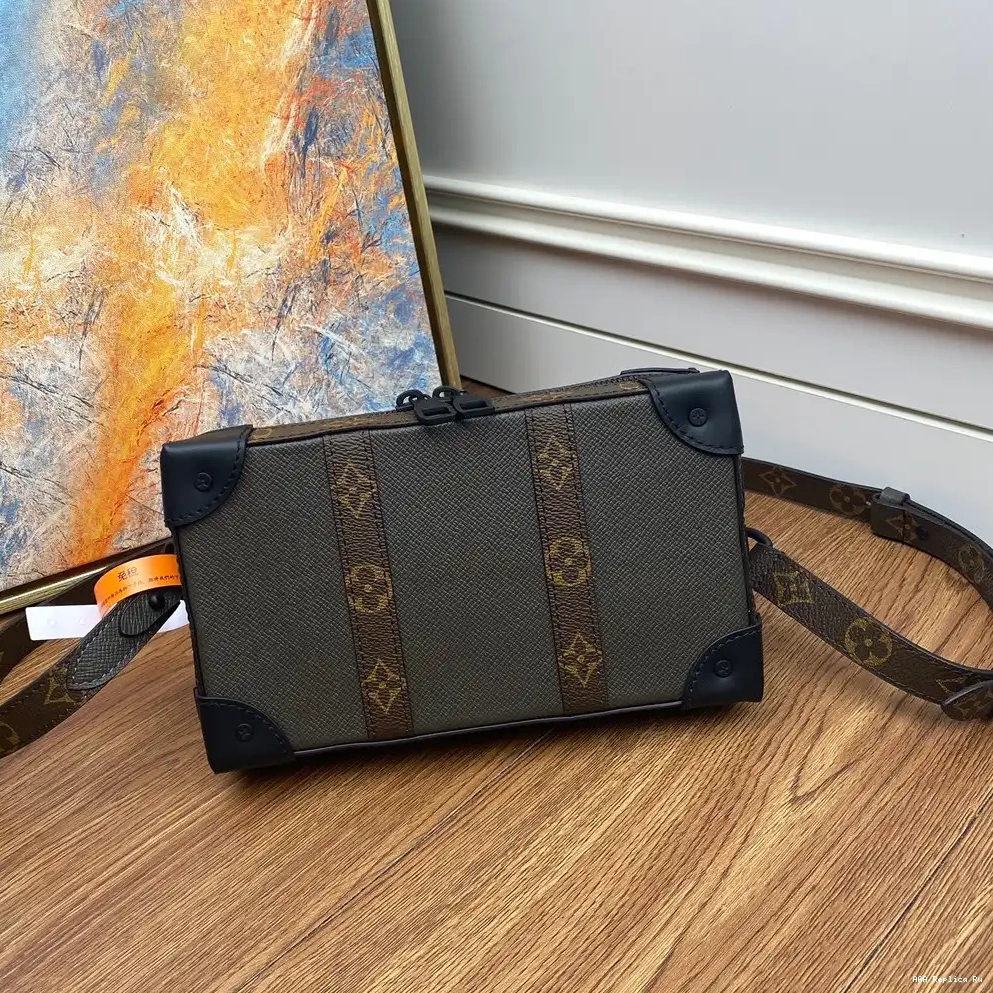 AAA Replica Ru WALLET SOFT LOUIS VUITTON TRUNK 0524